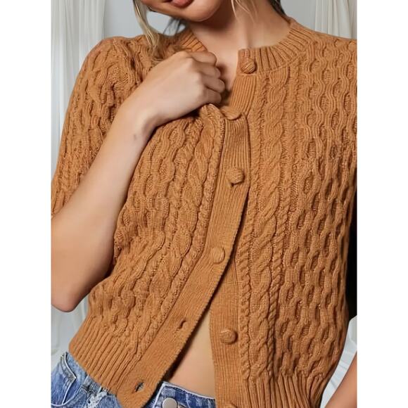 Trending Brown Cableknit Cropped Cardigan Cardi size XL Classic Staple  NWT - Picture 1 of 7